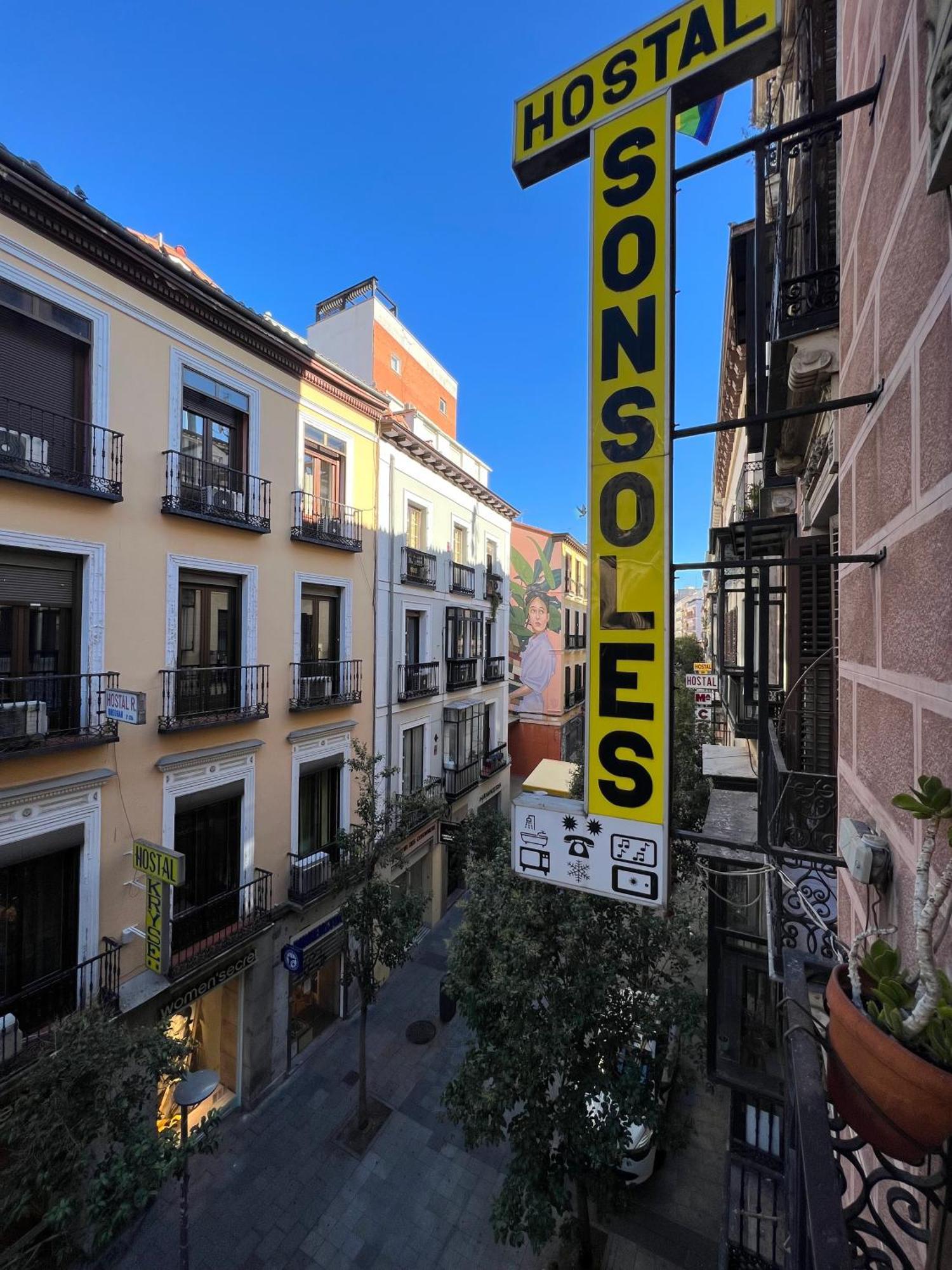 Hostal Sonsoles Madrid-Centro Екстериор снимка